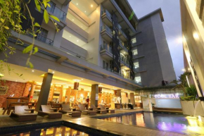 Гостиница Crystal Lotus Hotel Yogyakarta  Джокьякарта